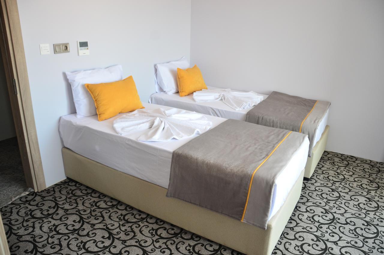 Elisa Hotel Ayvalı Quarto foto